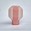 Lámpara de mesa Fiamma 26 cm de alto estructura blanca y tulipa rojo s/foco