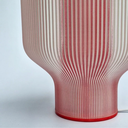 Lámpara de mesa Fiamma 26 cm de alto estructura blanca y tulipa rojo s/foco